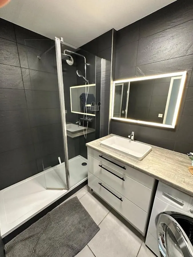 Un appartement meublé et équipé - Clinique de la Sauvegarde - location courte durée Lyon France
